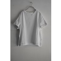 vmヴ―ム スウィッチネックTee