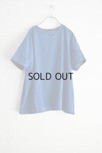 vmヴ―ム スウィッチネックTee