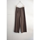 TRAVAIL MANUEL レーヨンリネンストレッチ 2タックワイドパンツ