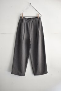 TRAVAIL MANUEL ハイツイストストレッチ バームパンツ