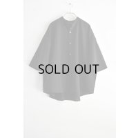 TRAVAIL MANUEL ハイツイストストレッチ バンドカラーSH