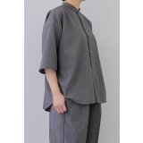 TRAVAIL MANUEL ハイツイストストレッチ バンドカラーSH