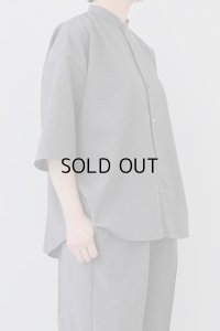 TRAVAIL MANUEL ハイツイストストレッチ バンドカラーSH