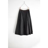 vmヴ―ム マルチストライプ タックギャザースカート