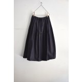 vmヴ―ム コットンモールスキン タックスカート