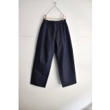 Cion デニムタックワイドパンツ