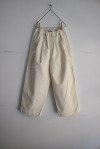 TRAVAIL MANUEL モールスウェード 2タックトラウザー