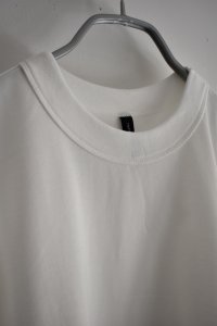 画像4: TRAVAIL MANUEL ミディ天竺 バックラウンドTee (4)